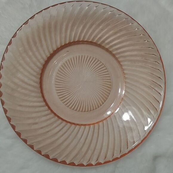 1930's Pink Federal Glass Diana Spiral Depression Glass Bread Plate 6" - Picture 1 of 5